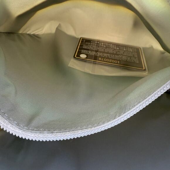 CHANEL Nylon Camellia Sports Tote Bag*Authenticity Card Included*RARE BAG - Picture 15 of 16